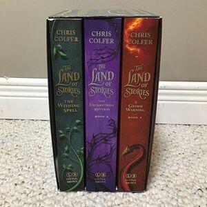 Land of Stories box set